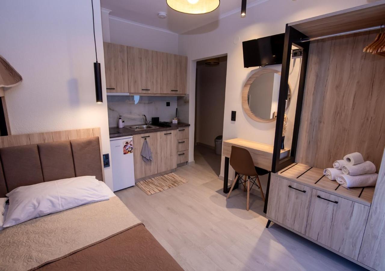 Dimitra House